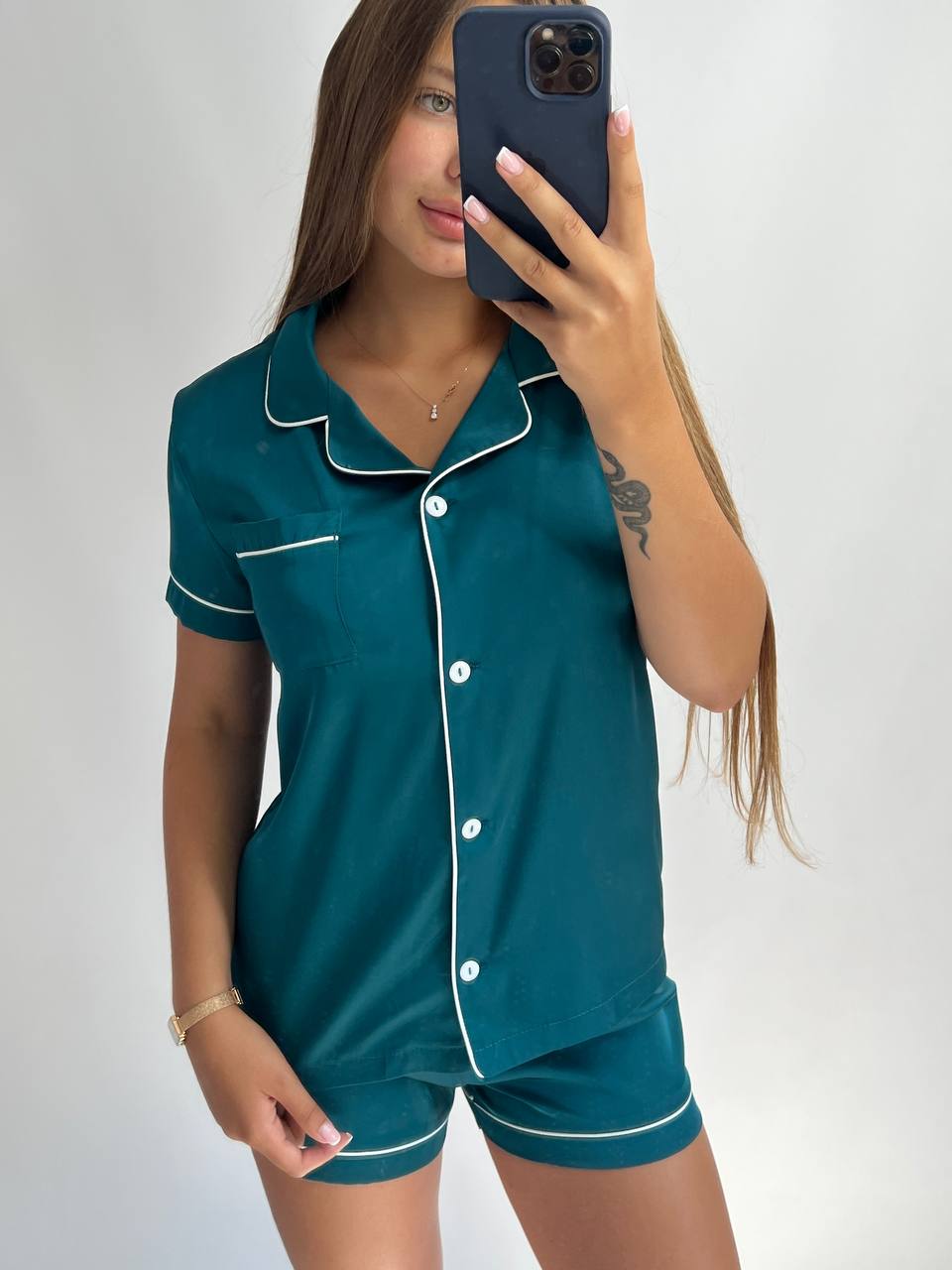 9c16f051-b2b8-48cc-859b-250b6aa27a2a Шовк одиничка темна бірюза білий кант - Зображення 1