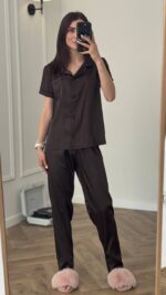 Шовк трійка короткий рукав брауні чорний кант