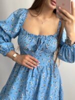 Блакитна в квіти сукня софт на гудзиках з довгим рукавом - Зображення 2