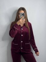 Піжама з плюшу на ґудзиках з кишенями, бордова з білим кантом - Зображення 2