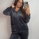 Піжама з плюшу на ґудзиках з кишенями, глибокий графіт з чорним кантом