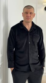 Плюшева чоловіча піжама на ґудзиках - Зображення 2