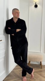 Плюшева чоловіча піжама на ґудзиках - Зображення 4