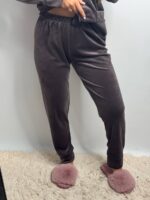 Піжама з плюшу на ґудзиках з кишенями, шоколадний з чорним кантом - Зображення 4