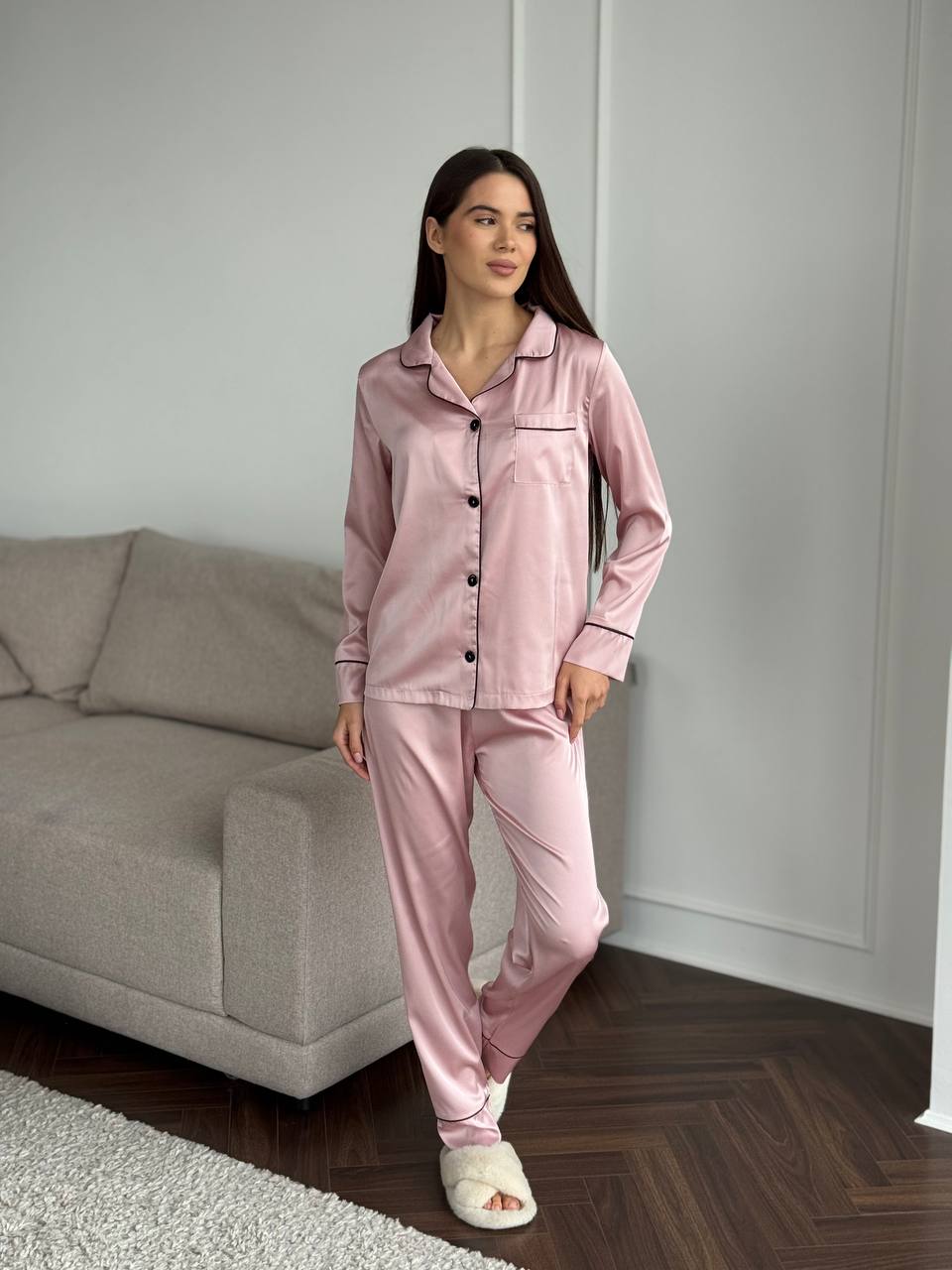 photo_2025-11-27_18-05-04 Шовк трійка довгий рукав пудра чорний кант - Зображення 1