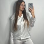 Шовк трійка довгий рукав айворі білий кант