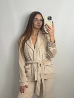 Костюм велюровий шаль кремовий чорний кант