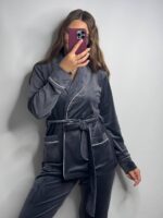 Костюм велюровий шаль капучино 2 чорний кант - Зображення 4