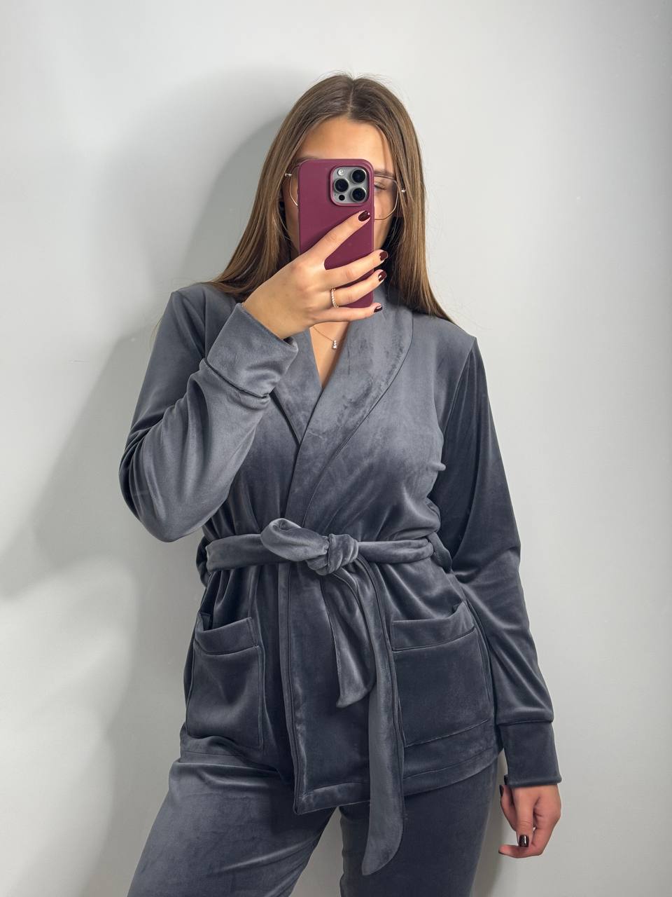 photo_2025-12-01_17-06-51 Костюм велюровий шаль графіт 2 чорний кант - Зображення 1