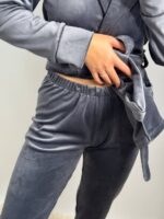 Костюм велюровий шаль графіт 2 чорний кант - Зображення 3