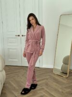 Костюм велюровий шаль пудра чорний кант - Зображення 8