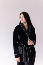 Костюм велюровий шаль чорний білий кант - Зображення 4