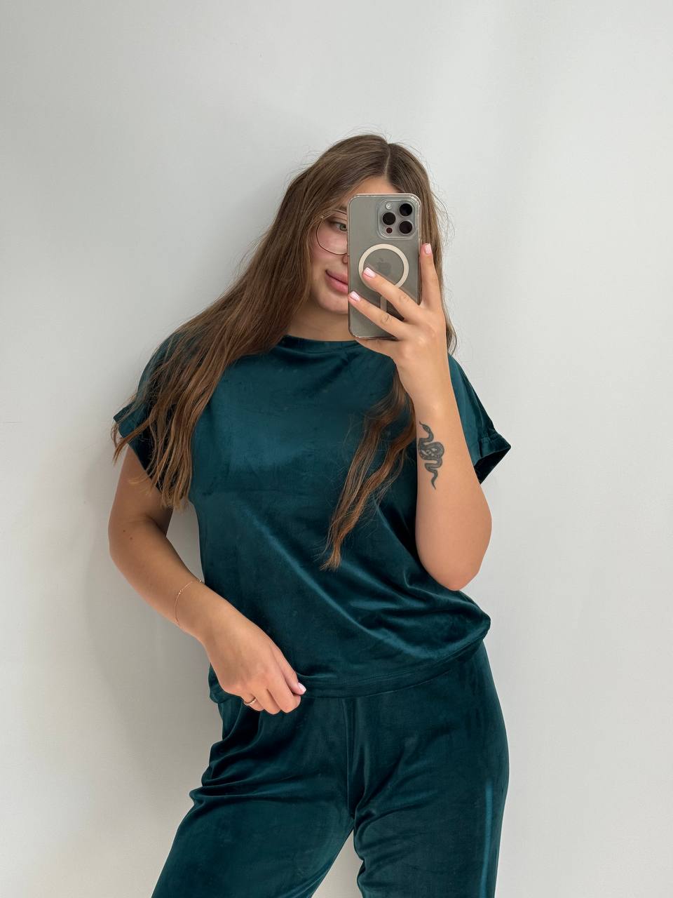 photo_2025-12-02_20-00-09 Комплект трійка з плюшевого велюру смарагд - Зображення 1