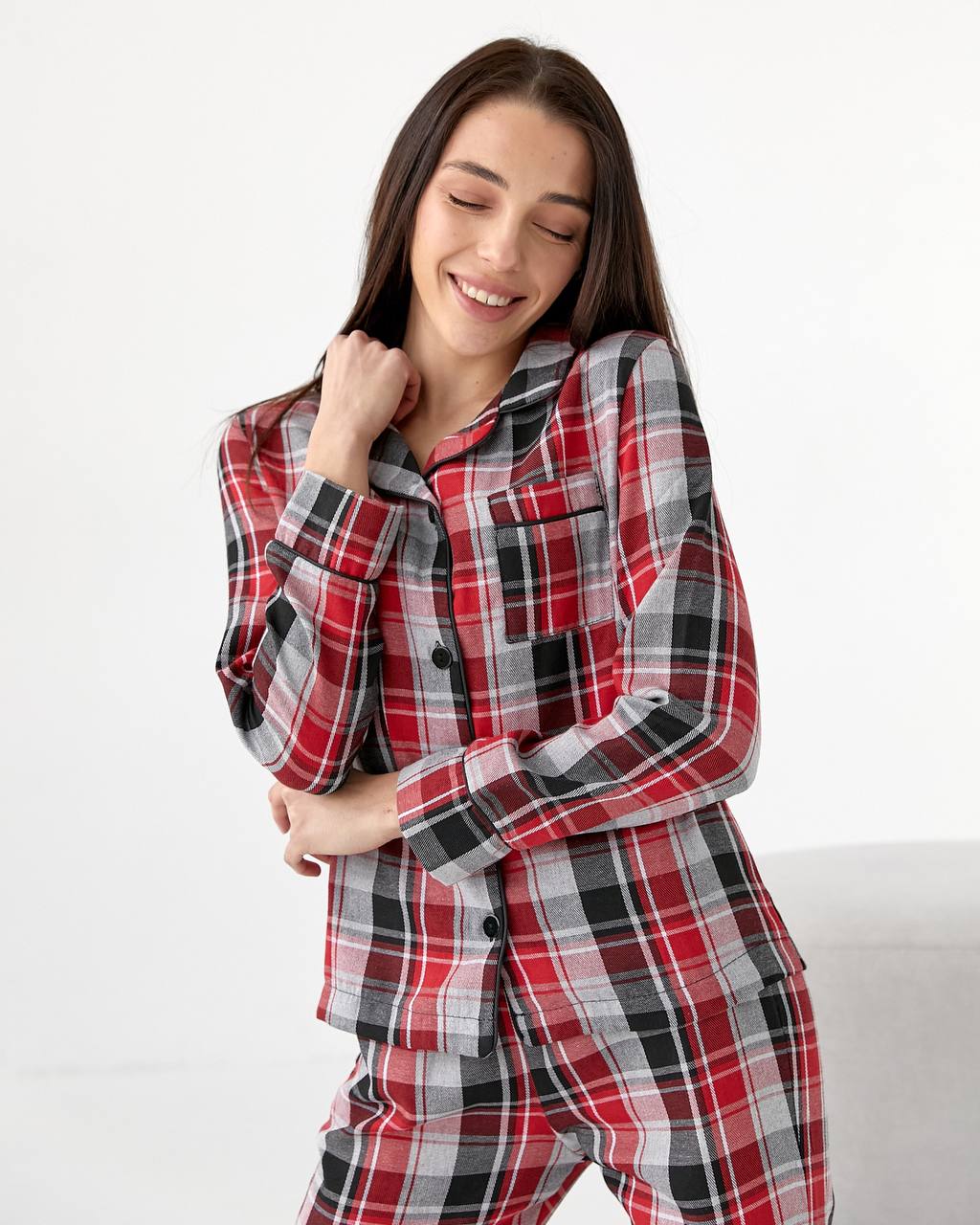 photo_2025-12-08_21-24-43 Домашній костюм у трендовий клітчастий принт червоний с сірим чорний кант - Зображення 1