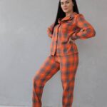 Домашній костюм у трендовий клітчастий принт помаранчевий