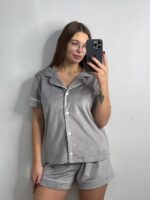 Домашній велюровий костюм сорочка на ґудзиках і шорти срібло білий кант - Зображення 8