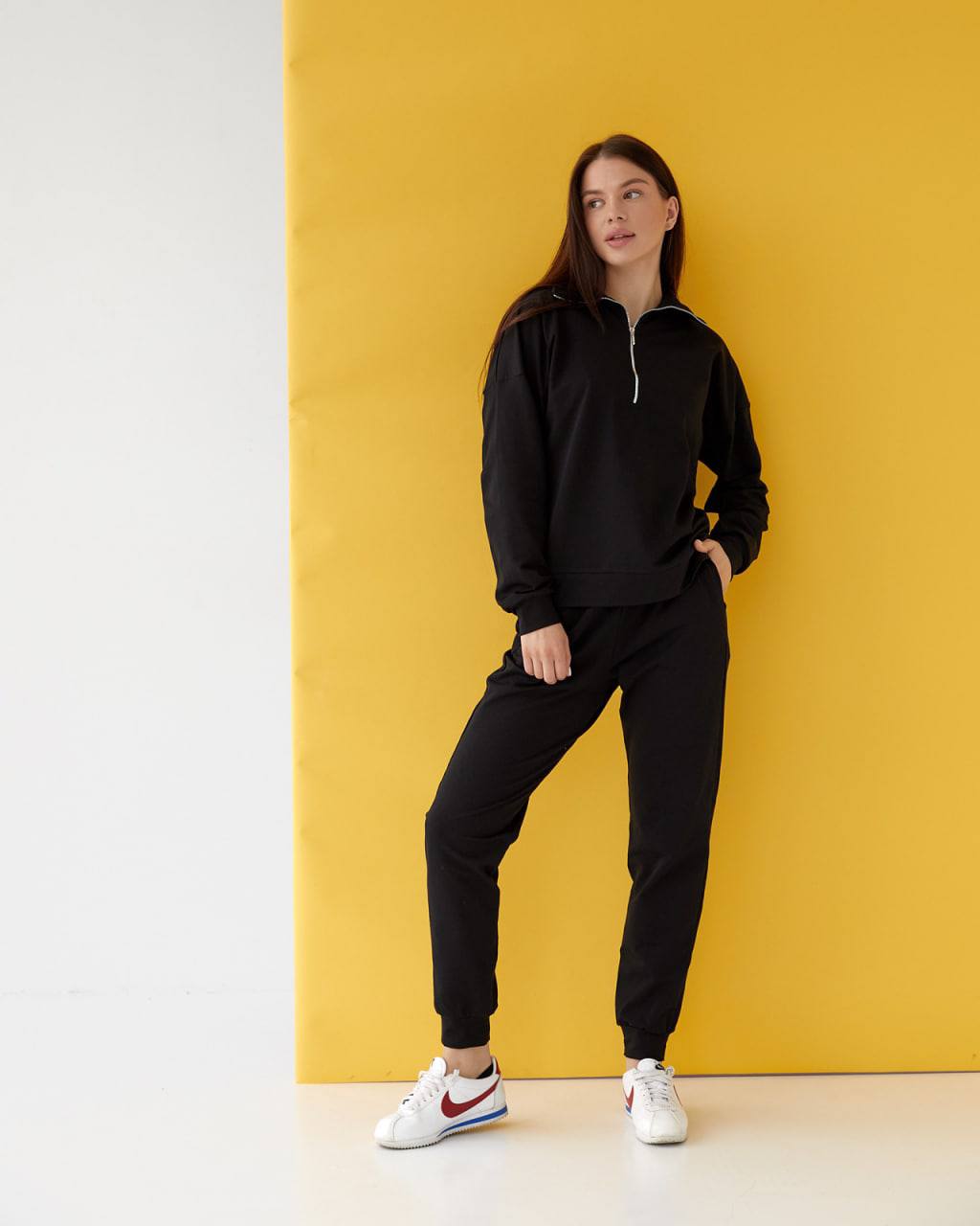 photo_2025-12-11_21-41-32 Спортивний костюм із замком темна чорний - Зображення 1