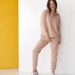 Спортивний костюм із замком темна пудра