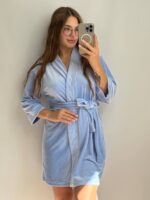 Довгий халат з поясом блакитний