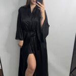 Довгий шовковий халат чорний