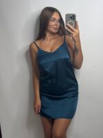 Оновлена сорочка на брительках смарагд