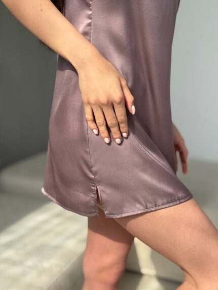 Нічна сорочка з ніжної шовкової тканини мокко - Зображення 5