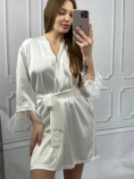 Шовковий халат з пір'ям на рукавах айворі - Зображення 11