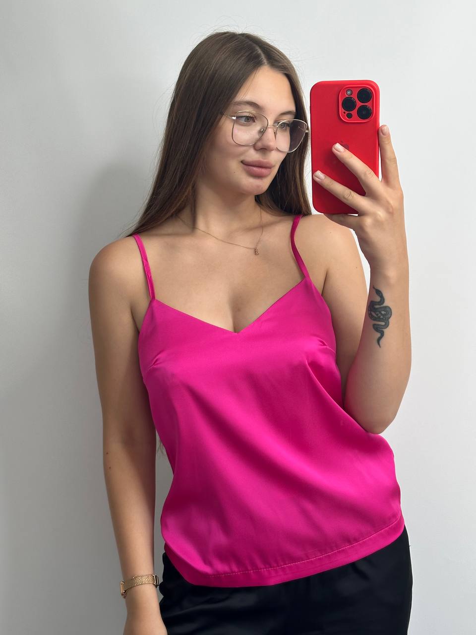 photo_2026-01-14_14-17-08 Базова майка у тканині шовк малина - Зображення 1