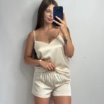Шовкова піжама майка і шорти молочний